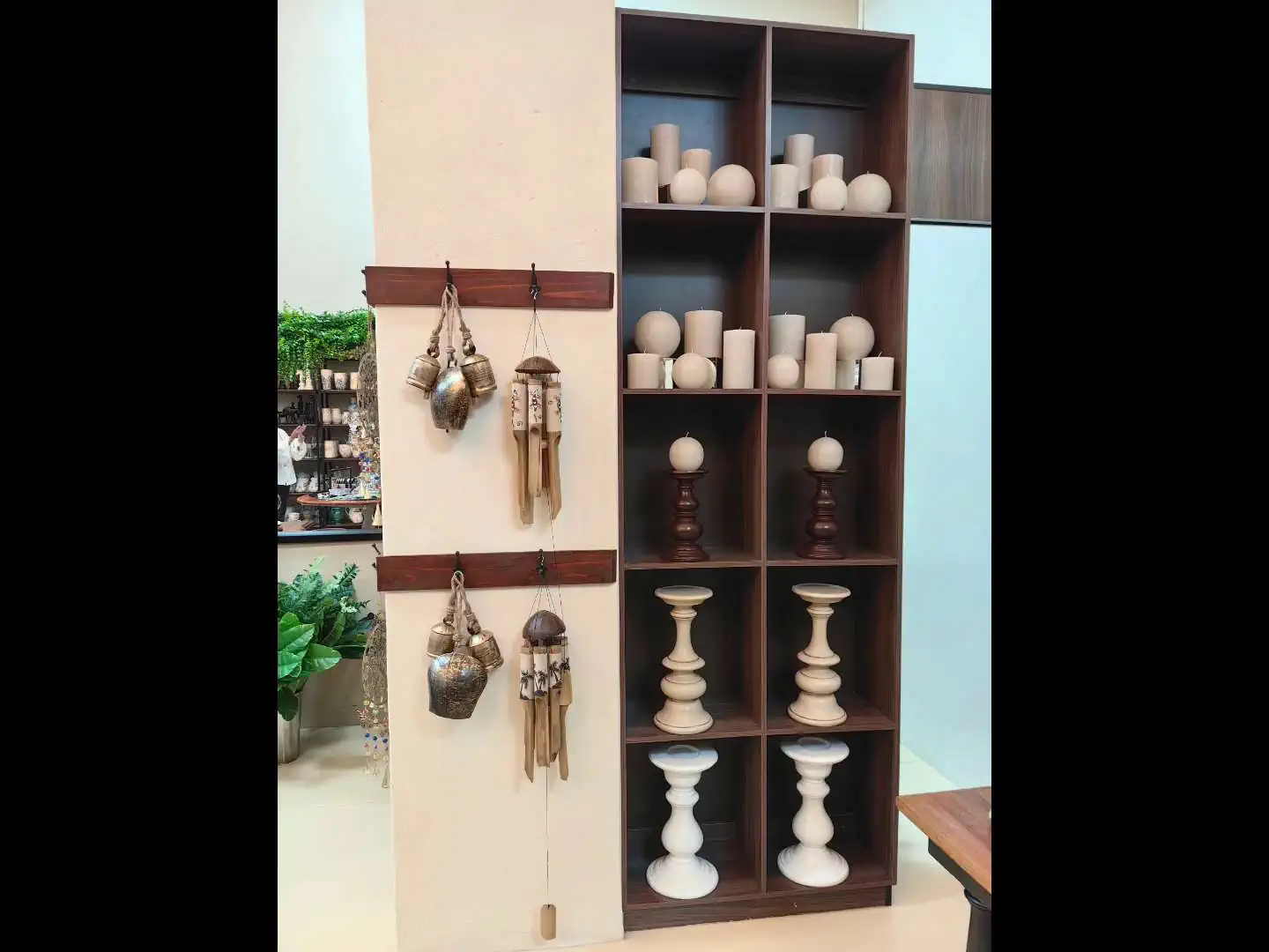 Gallery 18