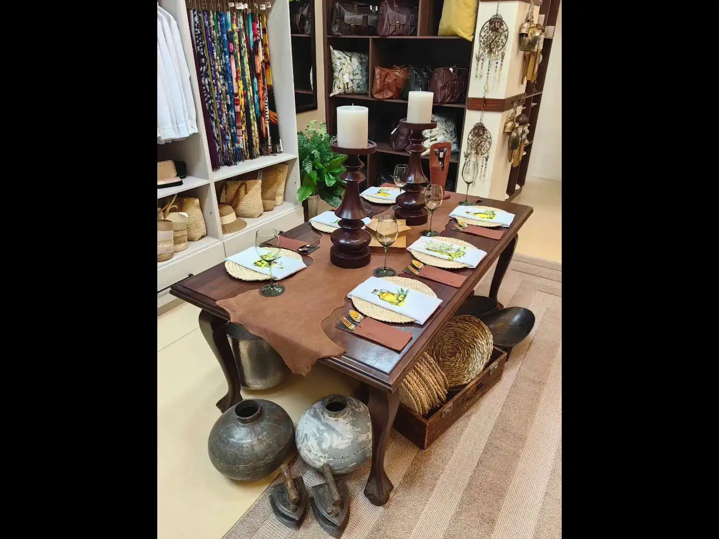 Gallery 27